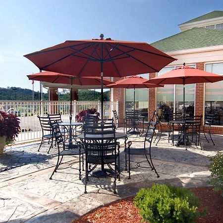 Hilton Garden Inn Clarksburg Exterior photo